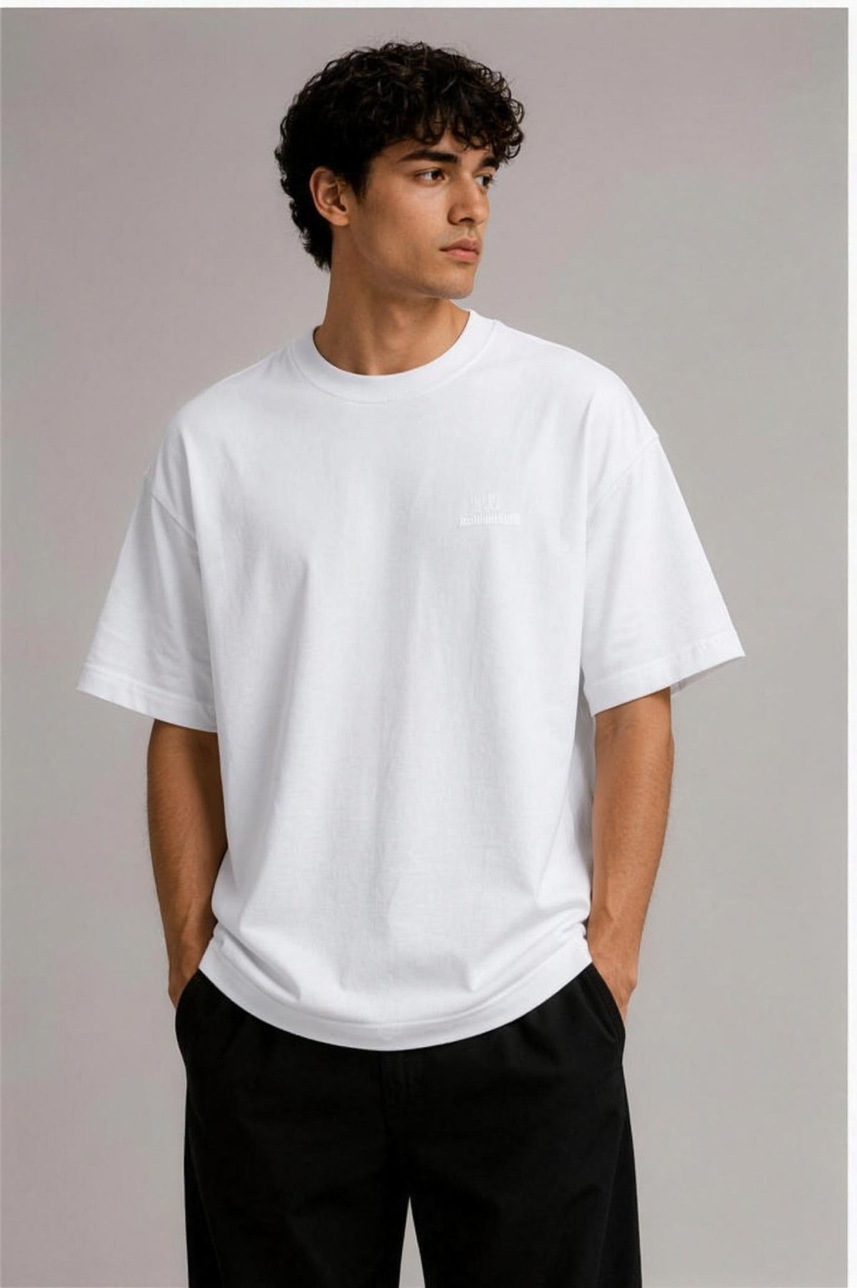 Unisex Oversized Classic Medium T-Shirt
